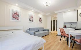 Aparthouse Deluxe
